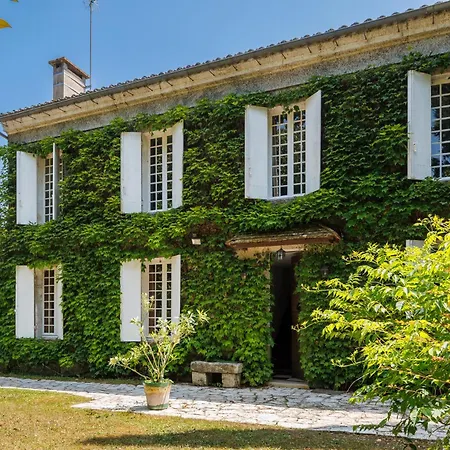 Le Clos De La Capelle בית כפרי *
